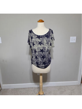 Skinny Minnie Star Print Shirt Size M Rhinestone Studded Tee